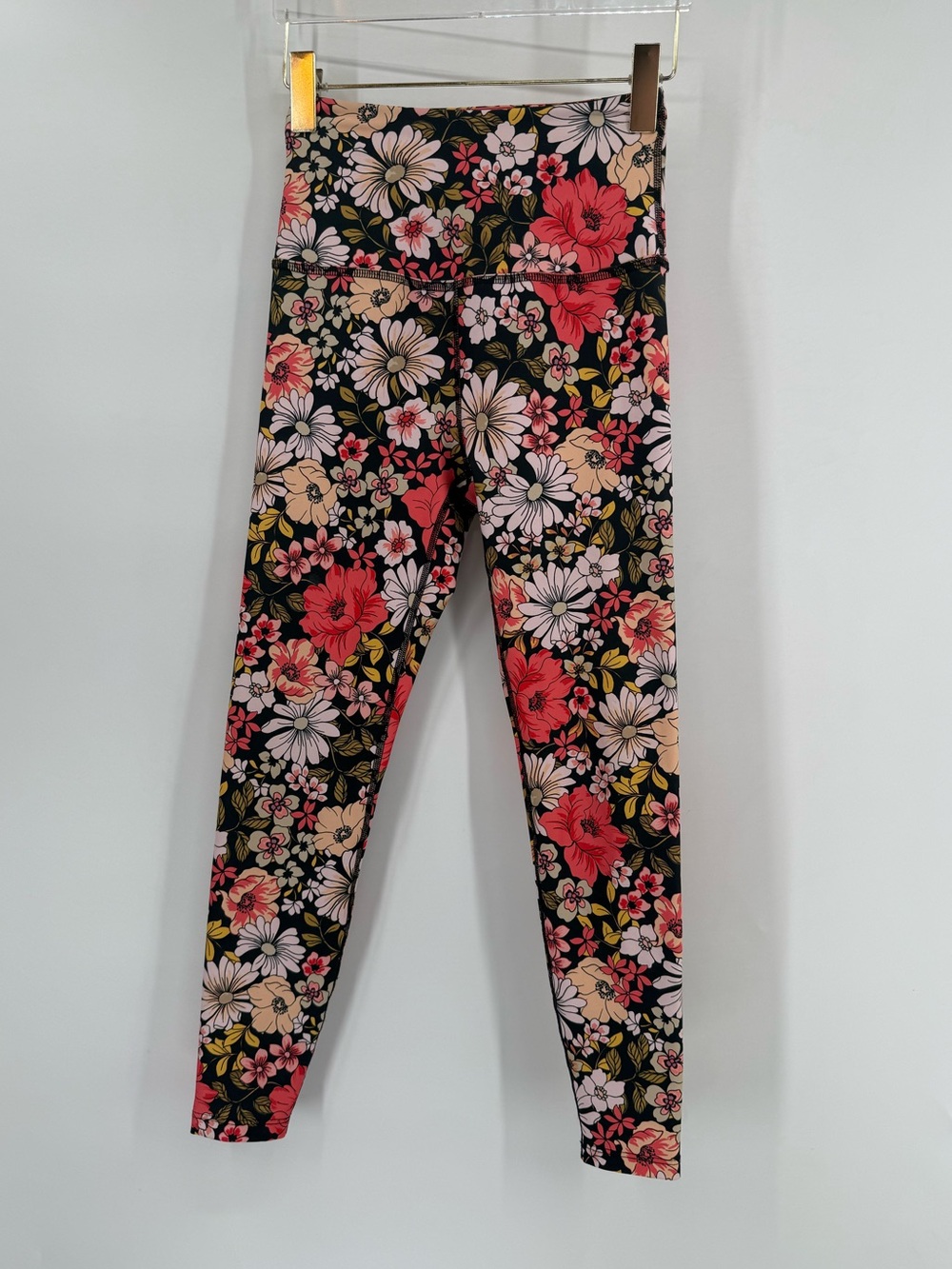Beyond‎ Yoga floral print leggings size xs